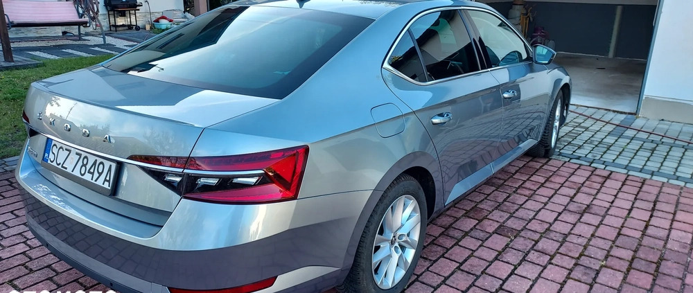 Skoda Superb cena 91900 przebieg: 81900, rok produkcji 2019 z Przedbórz małe 232